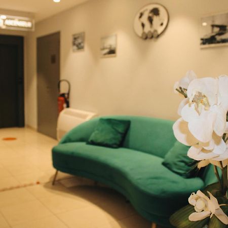 Hotel Poretta 鲁西亚纳 外观 照片