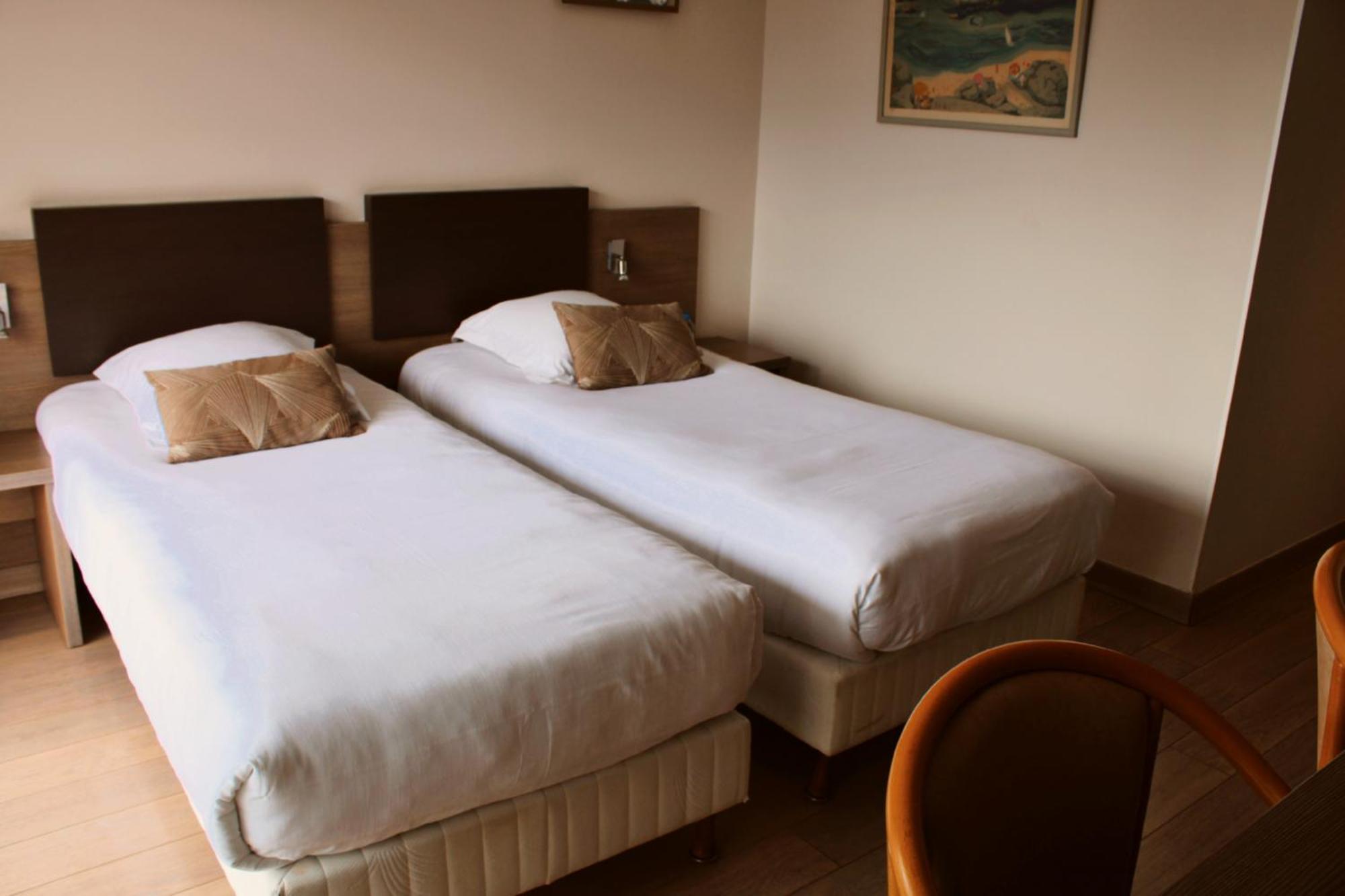 Hotel Poretta 鲁西亚纳 外观 照片