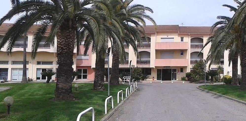 Hotel Poretta 鲁西亚纳 外观 照片